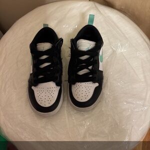 Jordan Kids Black and White Sneakers with Teal Accents